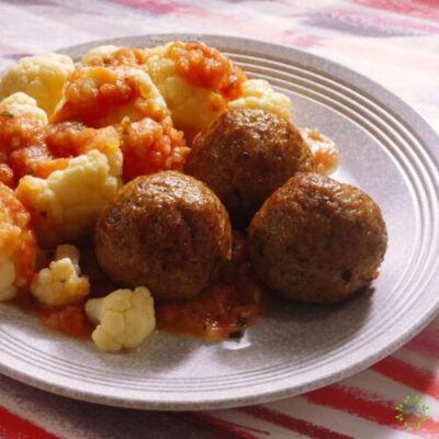 polpette con foglie di cavolfiore